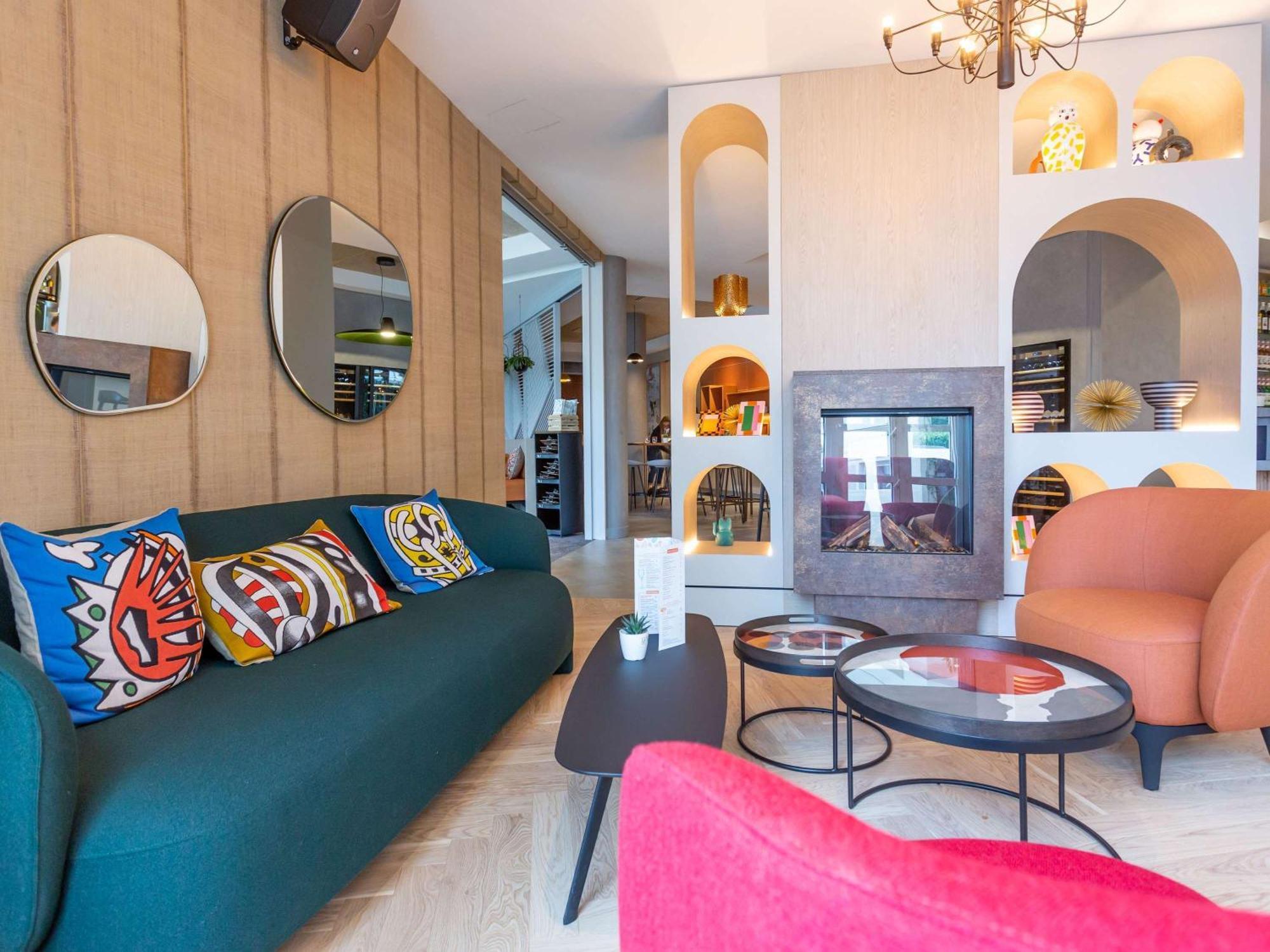 Novotel Bourges Eksteriør bilde