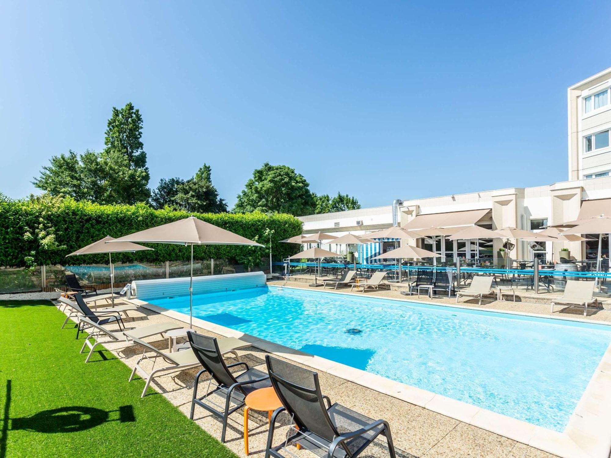 Novotel Bourges Eksteriør bilde
